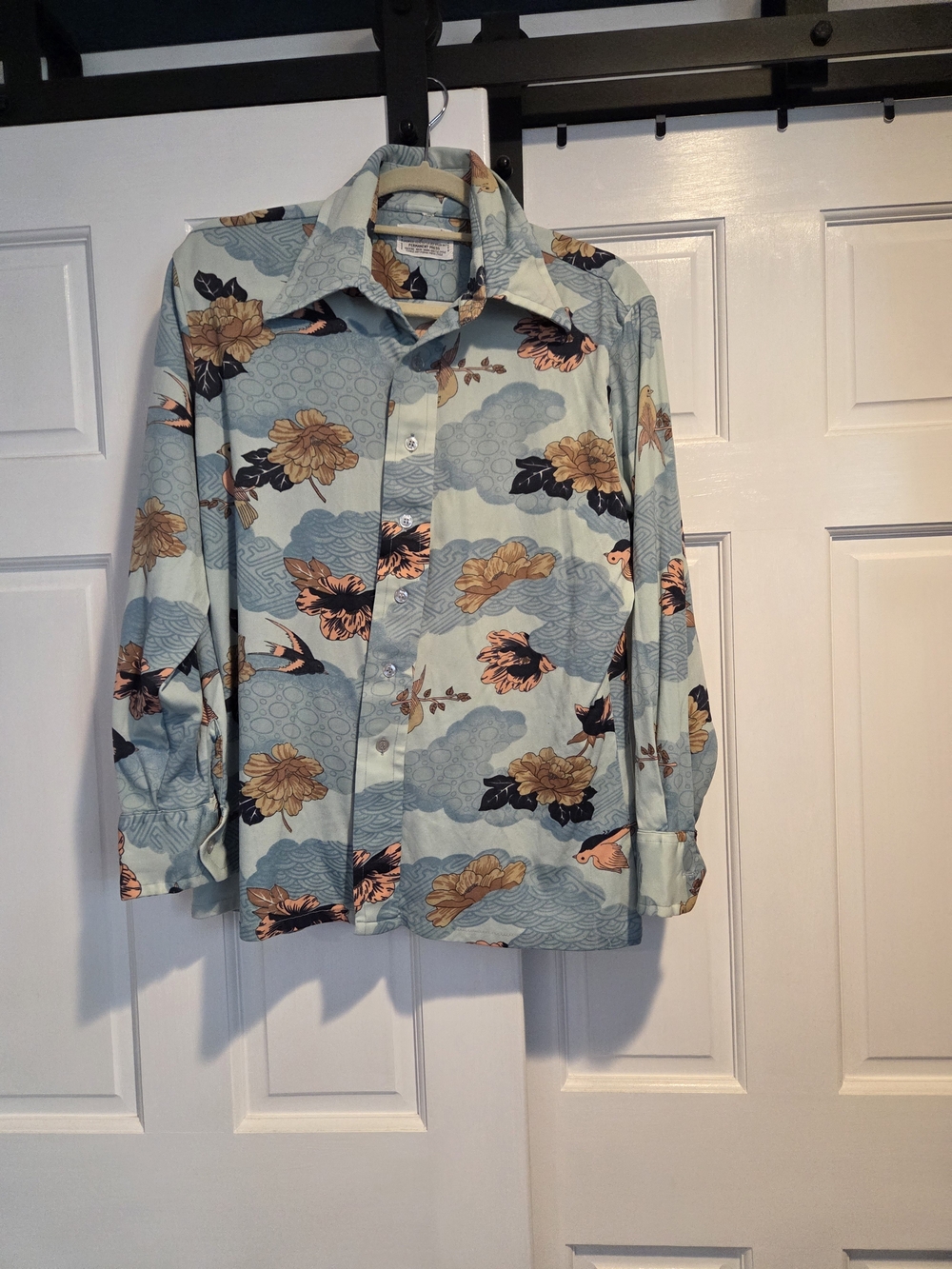 Vintage Cascade 60s Mens Shirt Size Large LS Polyester Blue Floral Korea Groovy